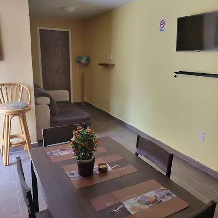 Centrally Located, Private, 1 Bedroom Apartment. Willemstad Buitenkant foto